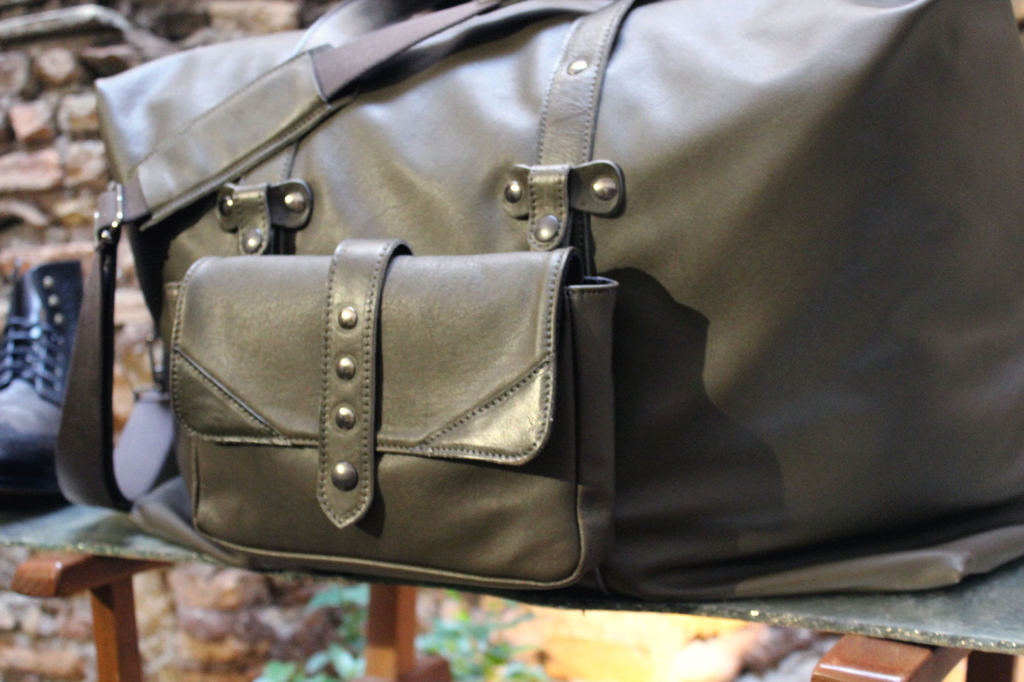 HERRA/leather(10月1日以降発送)
